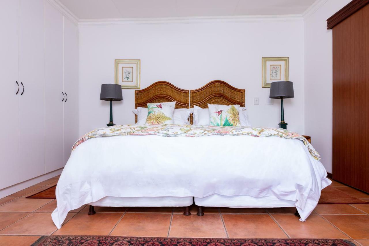 Olive Tree Farm Bed and Breakfast Magaliesburg Buitenkant foto