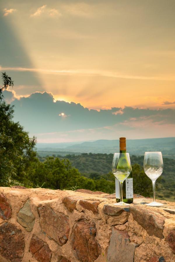 Olive Tree Farm Bed and Breakfast Magaliesburg Buitenkant foto