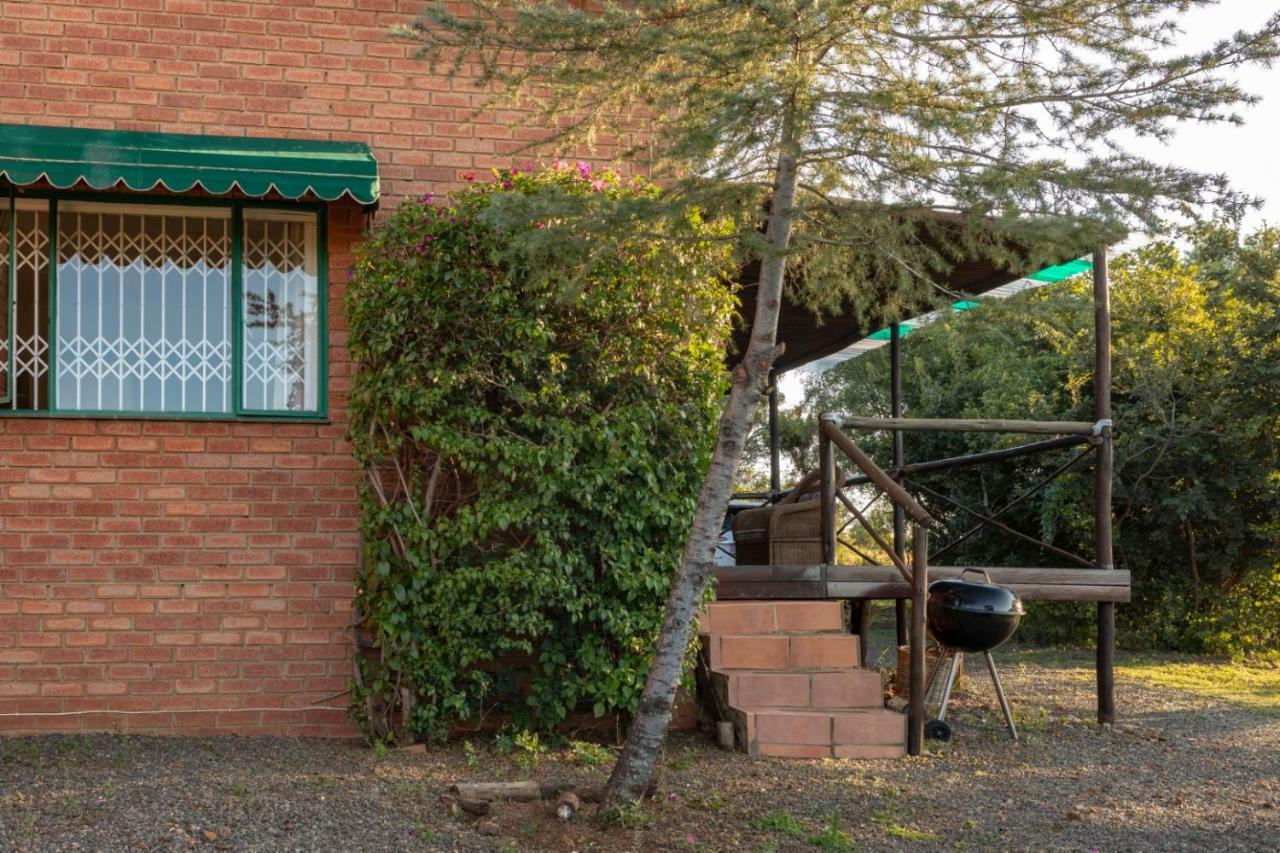 Olive Tree Farm Bed and Breakfast Magaliesburg Buitenkant foto