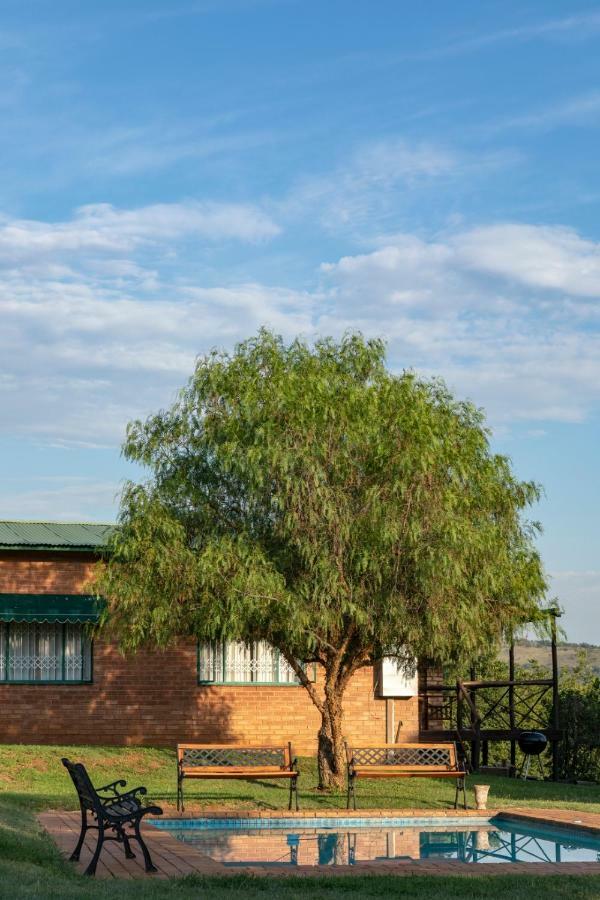 Olive Tree Farm Bed and Breakfast Magaliesburg Buitenkant foto